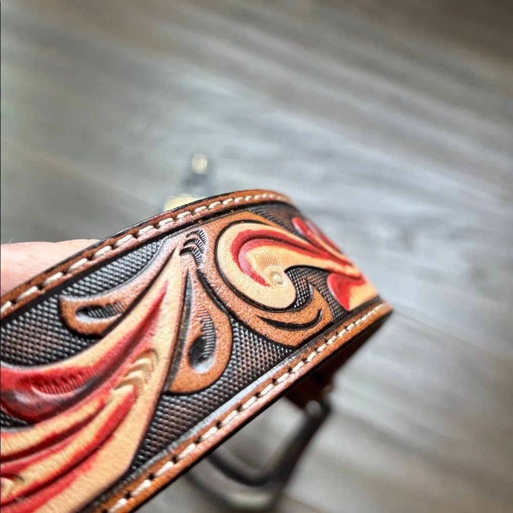 Ariat Genuine Leather floral embossed w/red accent,silvertone floral buckle